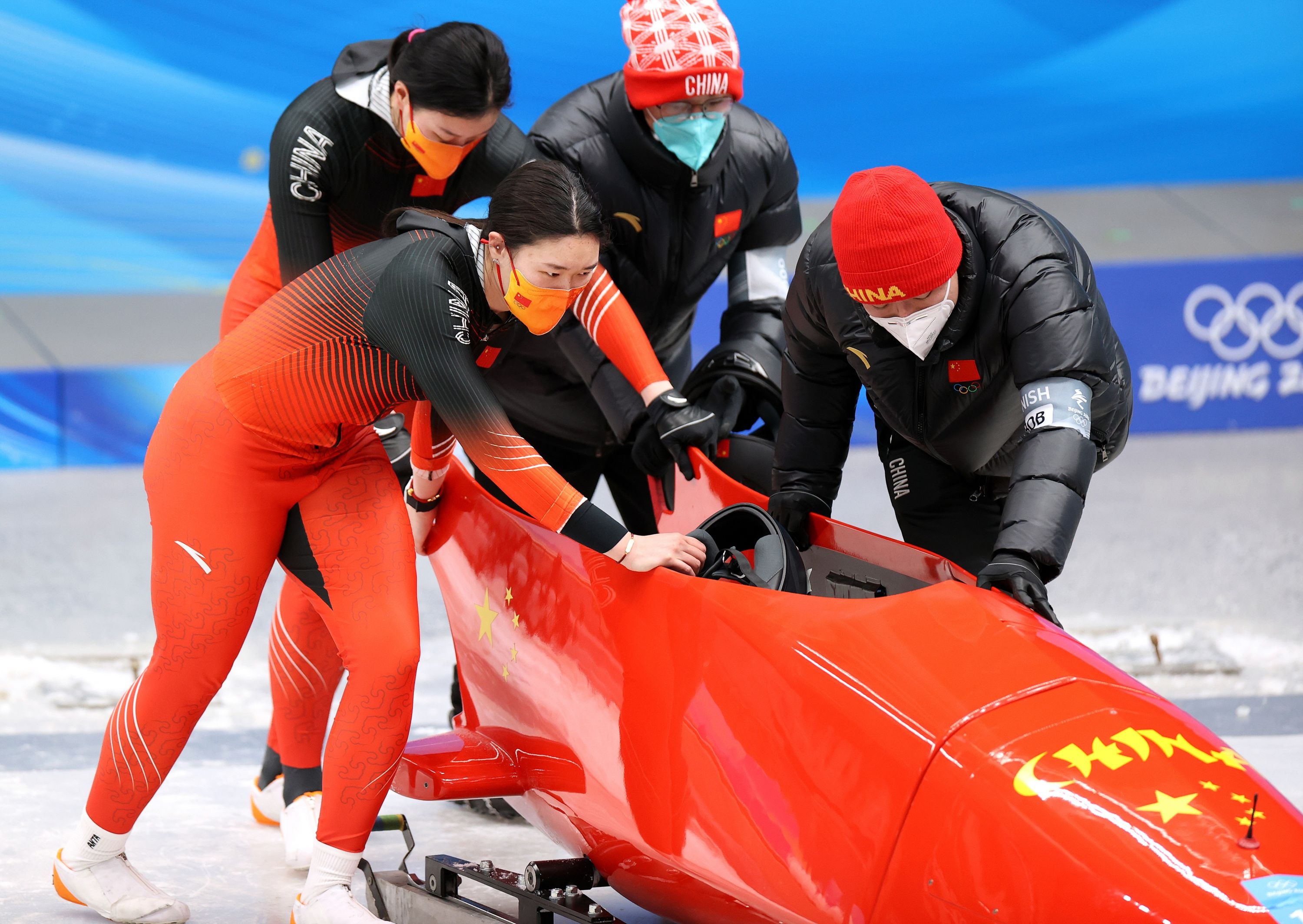 冬季奥运会的项目有哪些人(从田径到雪车，这14名冬奥健儿竟然都是“跨界”而来)