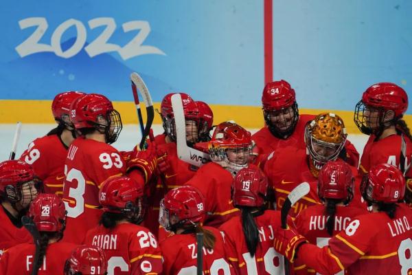 奥运会b组是哪些国家（“破冰”冬奥｜看见不一样的谷爱凌、苏翊鸣和“冰墩墩”）