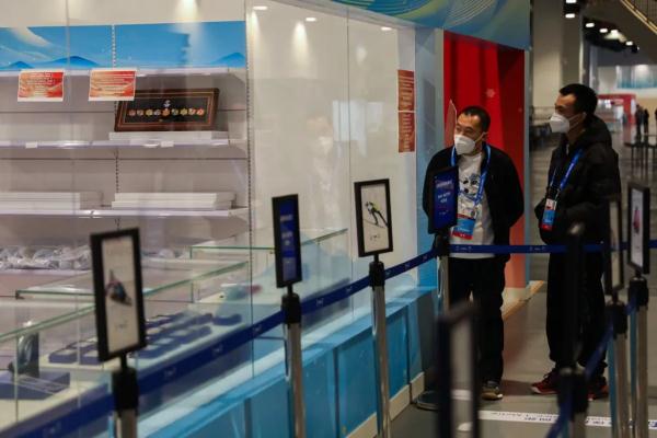 奥运会b组是哪些国家（“破冰”冬奥｜看见不一样的谷爱凌、苏翊鸣和“冰墩墩”）