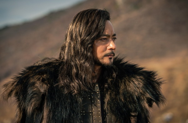 豪投4亿集！《阿斯达年代记》第2期回归的《导演交替》