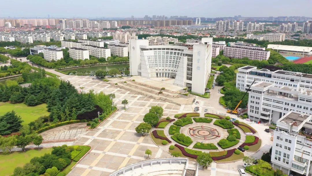 上海大学校区「上海大学校区面积排名」