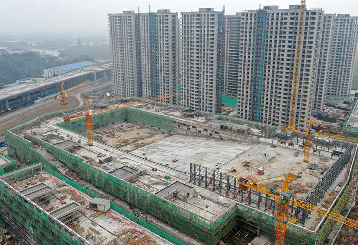 杭州哪里有滑雪场（重磅！杭州首个室内滑雪场来了，1万+平方米，暑假就开业，跟小时记者去踩场）