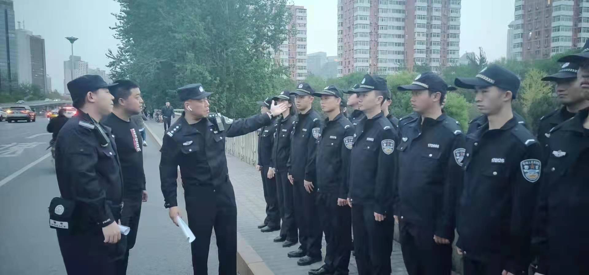 北京三代警察为冬季奥运会服务：在孙子会场外工作，在爷爷家门口做志愿者
