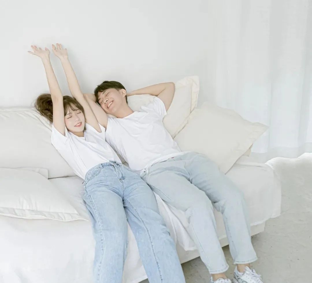 社计部纯白T恤69元3件！夏日养眼基础款，轻薄不透不闷汗，久穿不腻，百搭时尚，水洗不变形