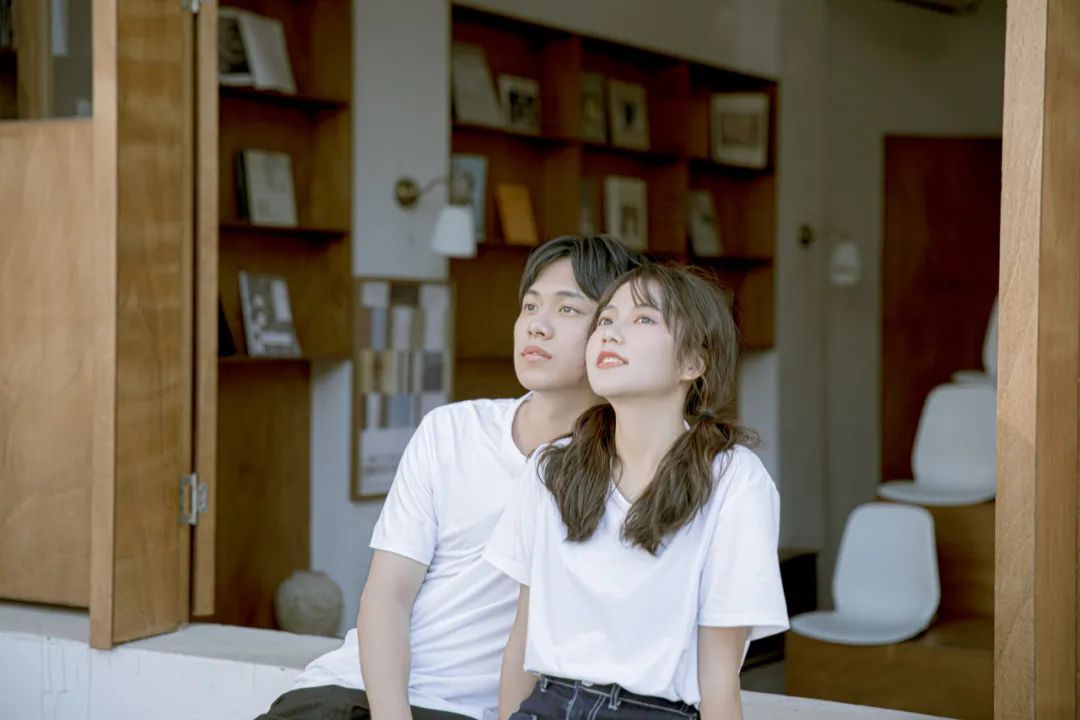 社计部纯白T恤69元3件！夏日养眼基础款，轻薄不透不闷汗，久穿不腻，百搭时尚，水洗不变形