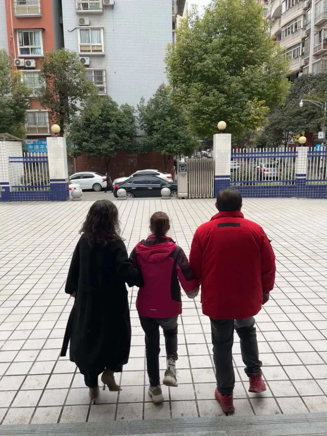 重庆男子经过达州突然给家人发了一条信息达川民警立即出动
