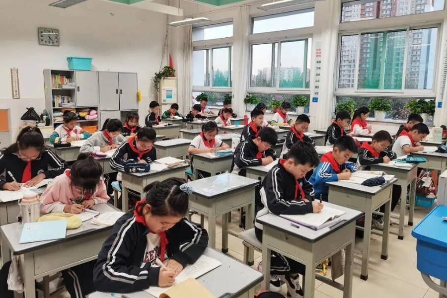 奎文区德润学校小学部课后服务暖人心(图3)