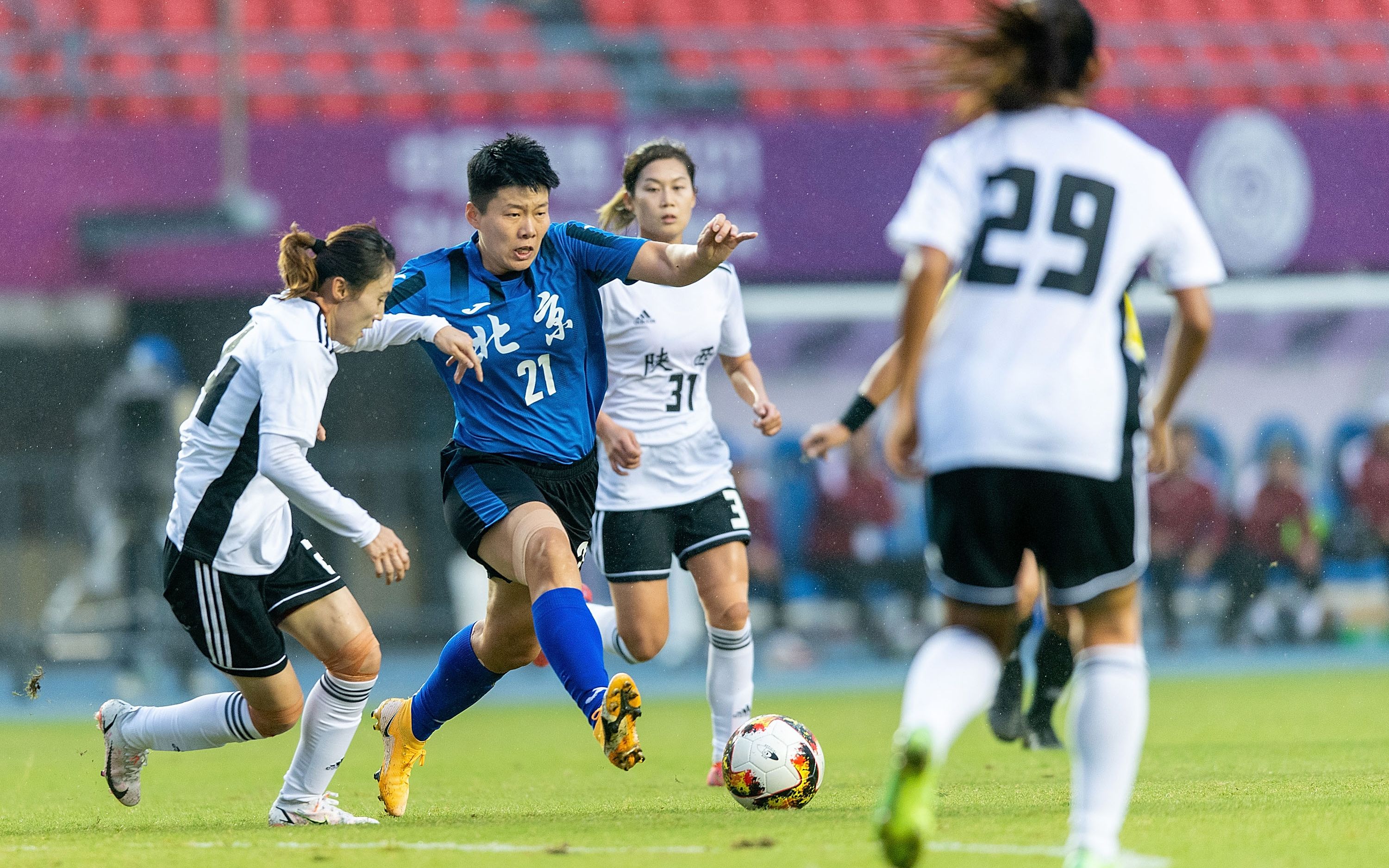 王珊珊个人资料（引进国家队队长王珊珊，北京女足开始新老交替）