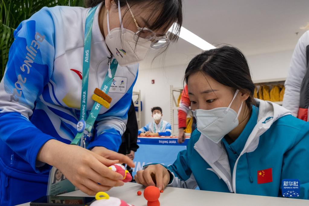 2020高山滑雪世界杯女子(1金2银，这位00后姑娘赛场迎来20岁生日)