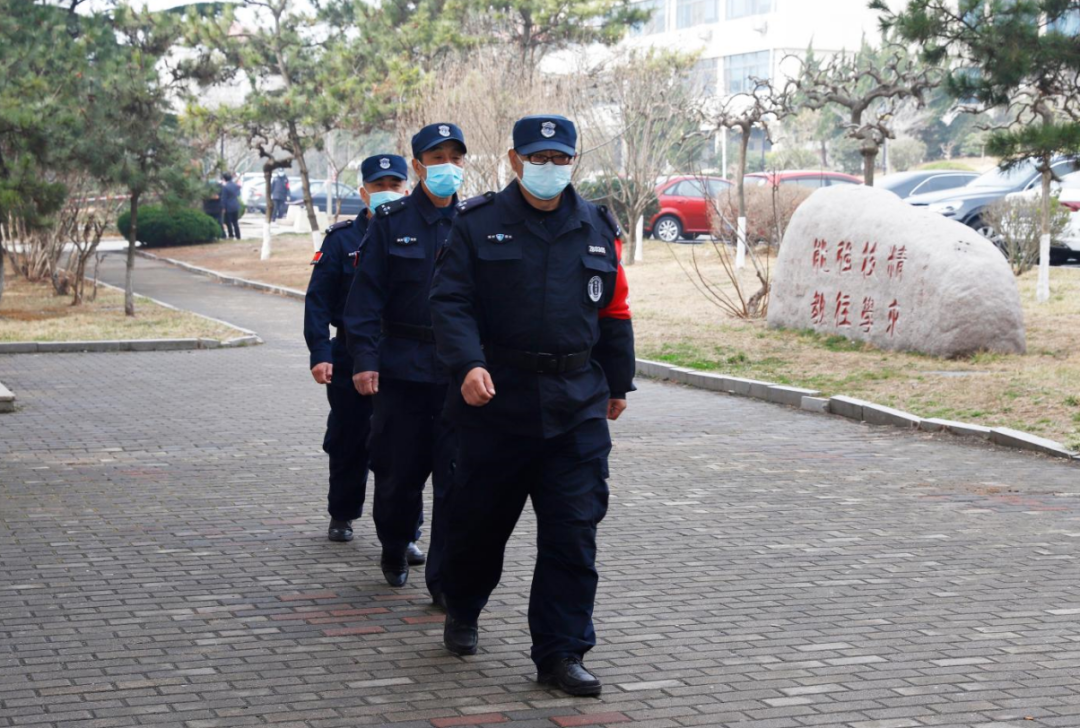 同舟共济，海大是家！