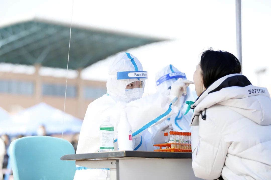 同舟共济，海大是家！