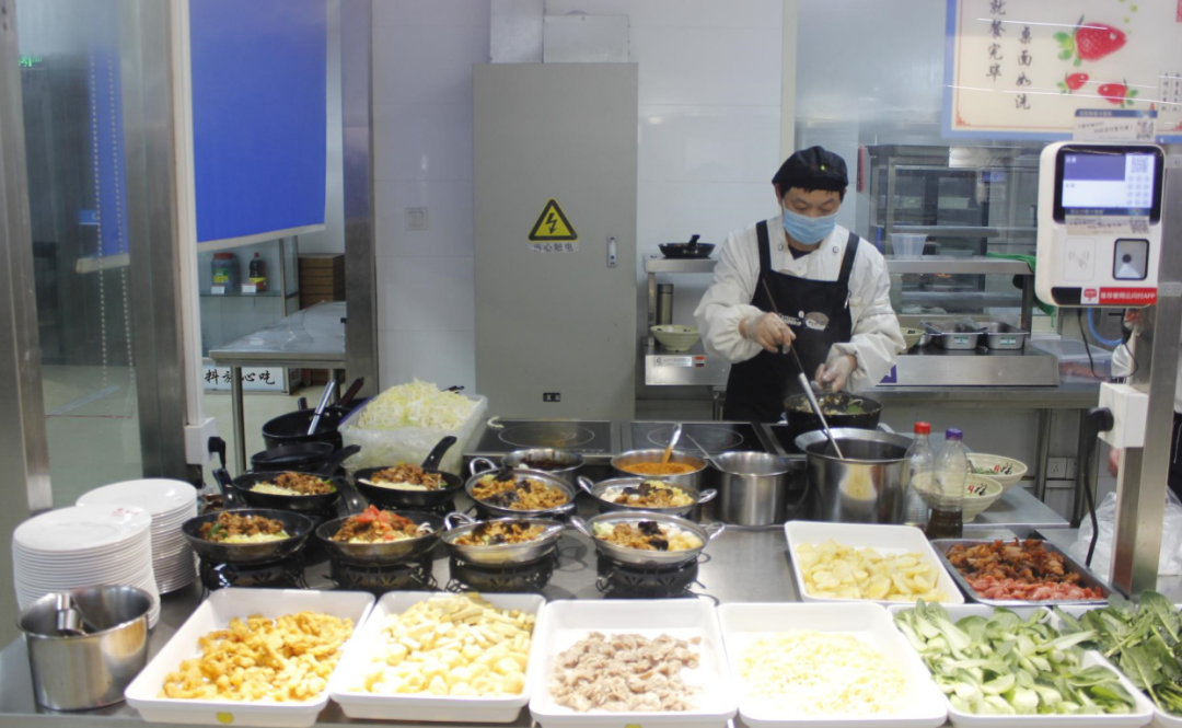 同舟共济，海大是家！