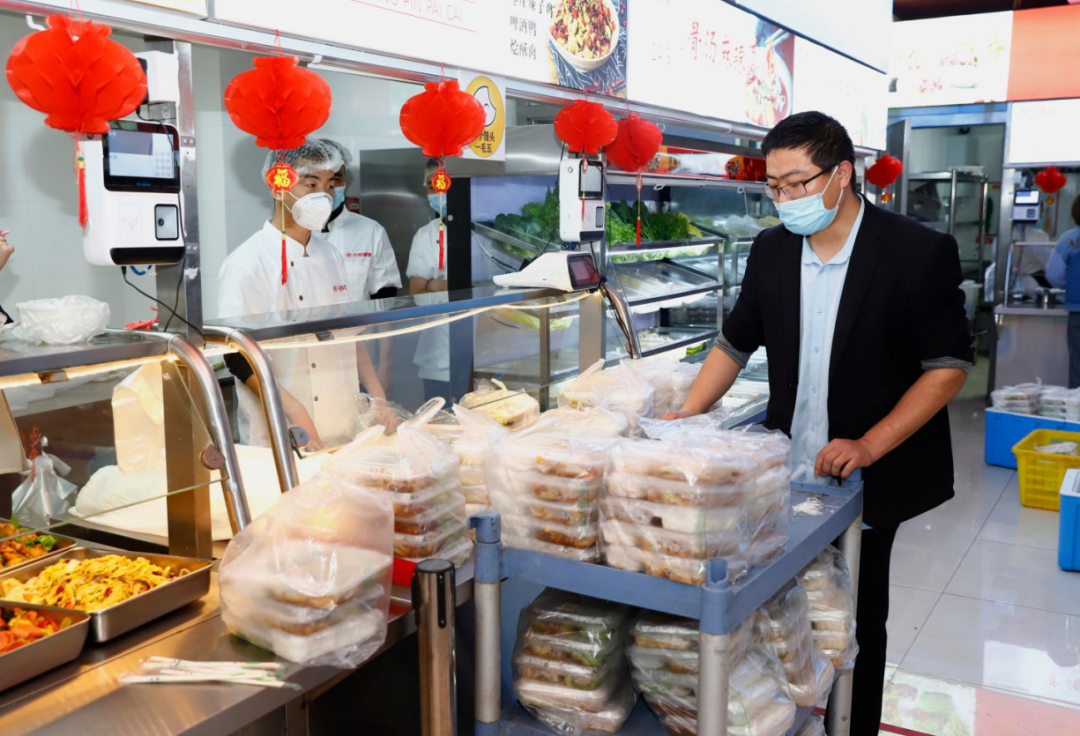 同舟共济，海大是家！