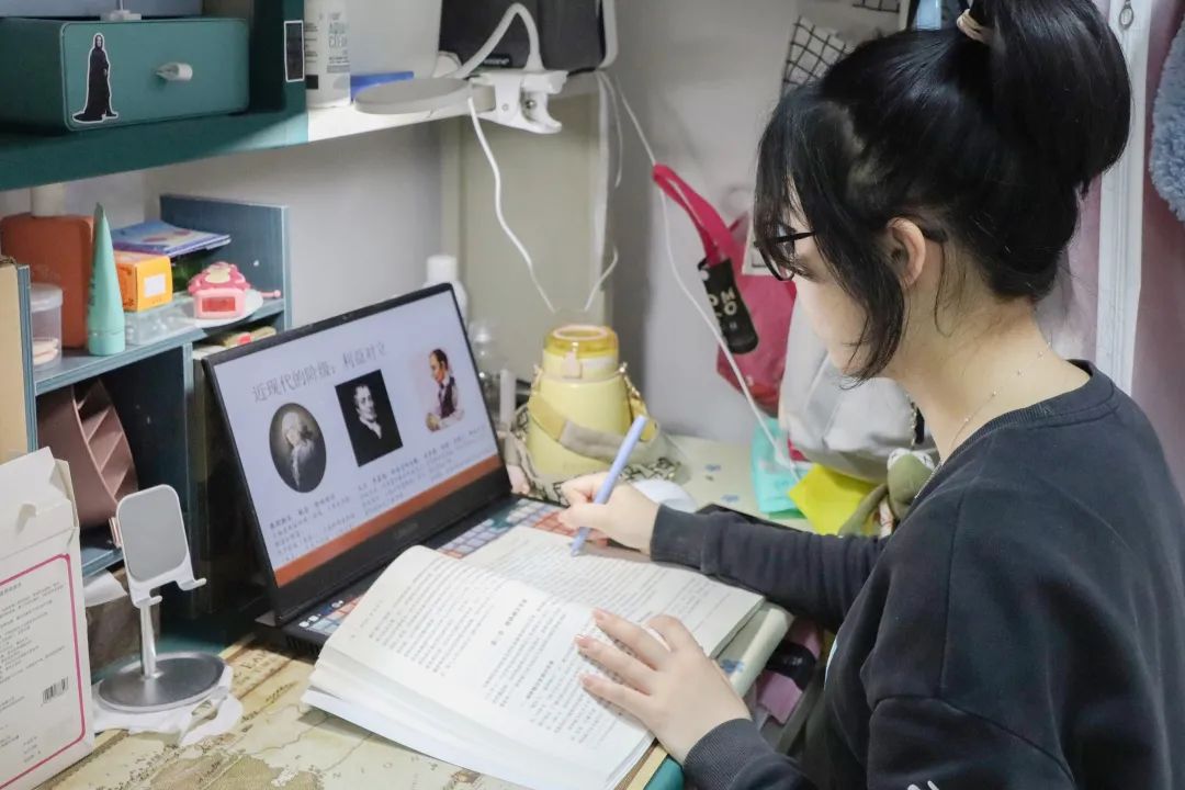 同舟共济，海大是家！