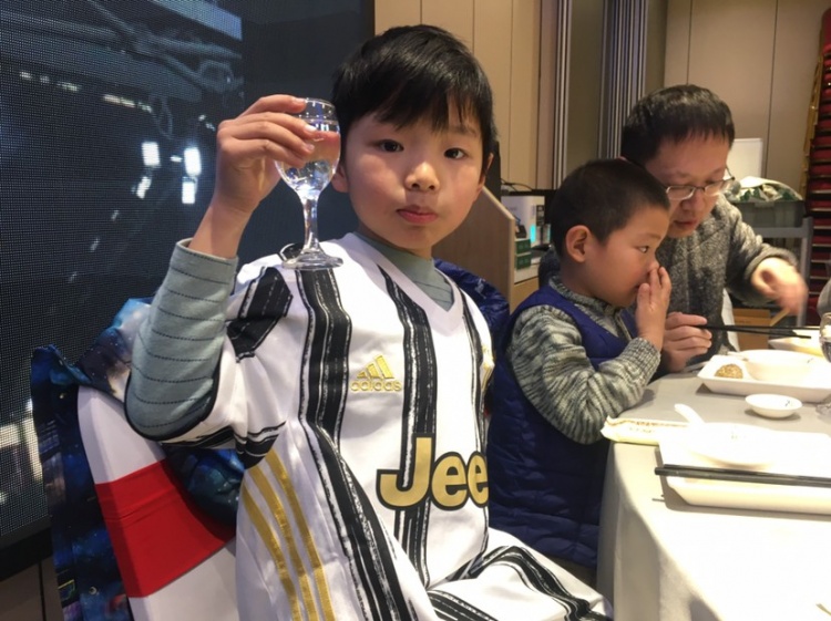 进来为女吧友支招吧（你是否曾为心爱的球队落泪？进来为女吧友支招吧）