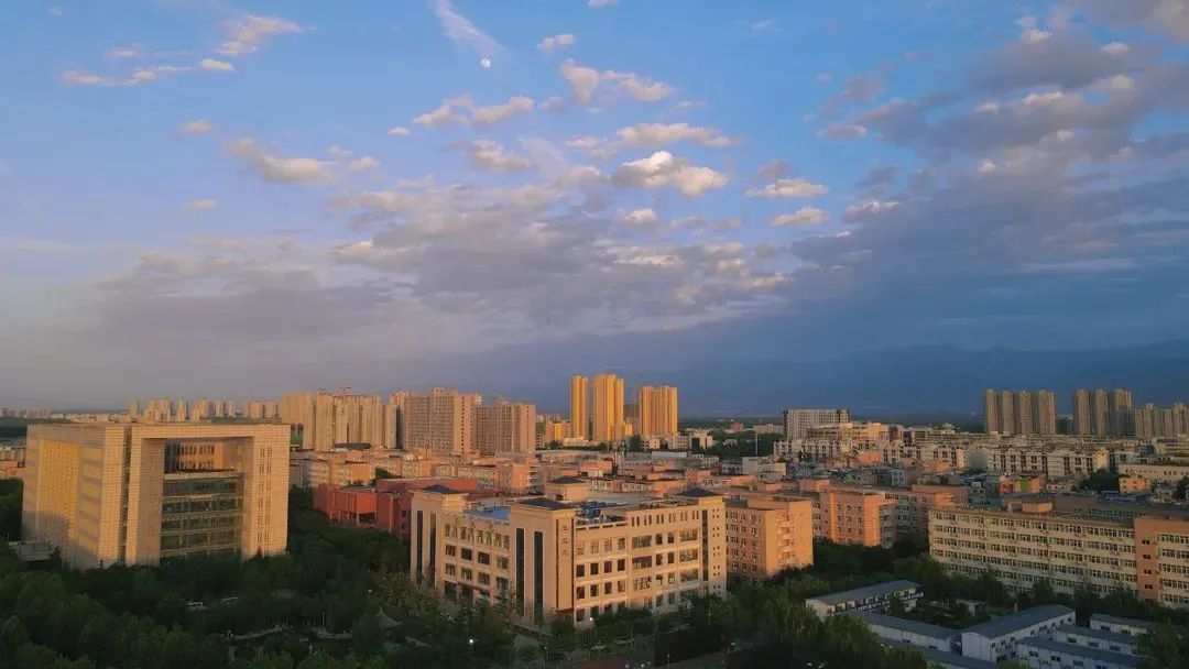 大学丨中国“最穷”211？别乱说！这所百年院校实力很强