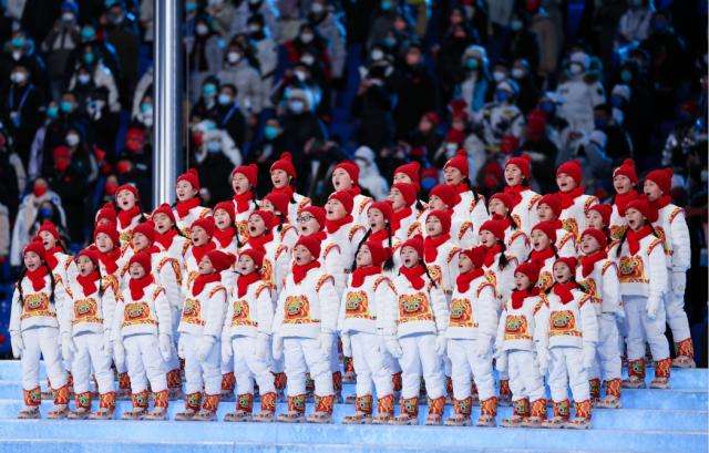 邓拓的女邓小岚病死了！我曾带着山间部的儿童合唱团登上过北京冬季奥运会的开幕式。