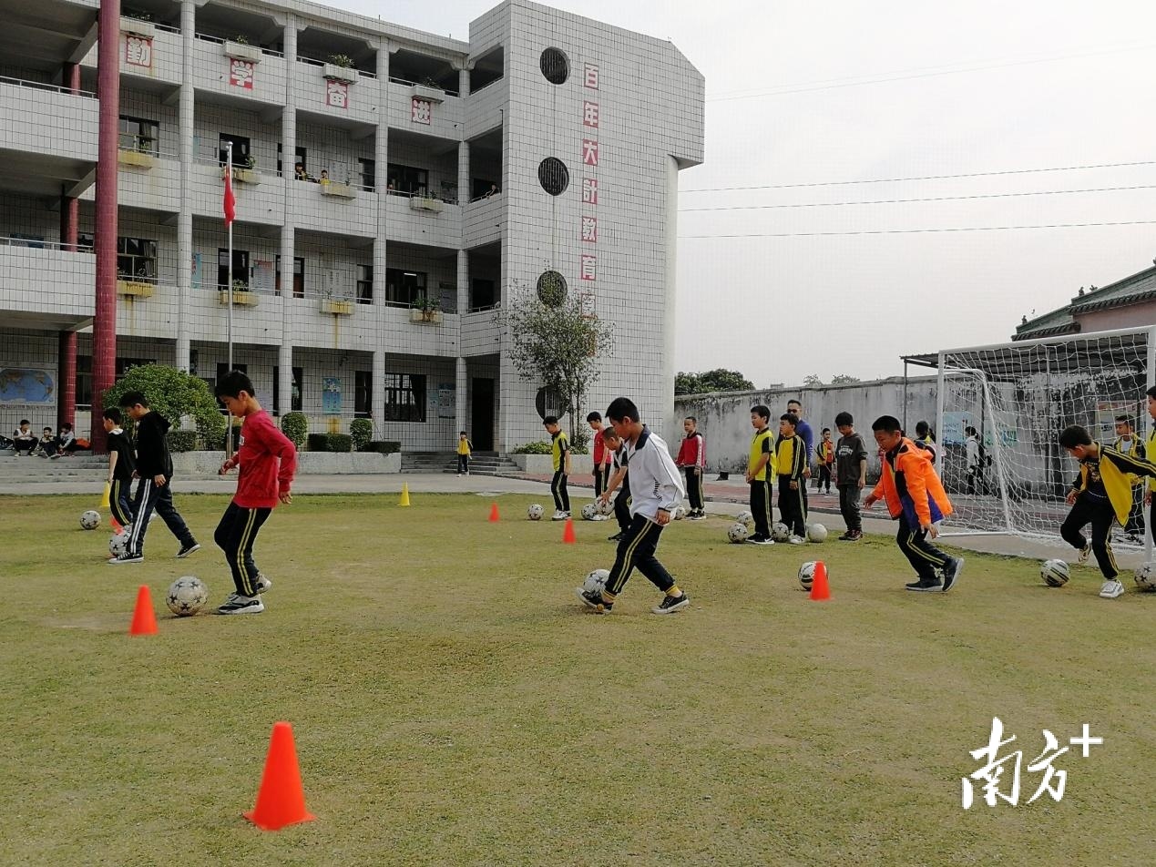 梅州丰顺县汤坑镇第二中心东兴小学“双减”(图5)