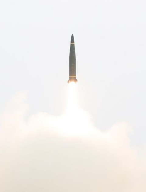 现场曝光：朝鲜射导后 韩国陆海空连射5枚导弹回应