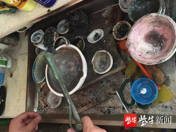 电镀厂员工监守自盗,一起盗窃案牵出一条“金粉”交易链