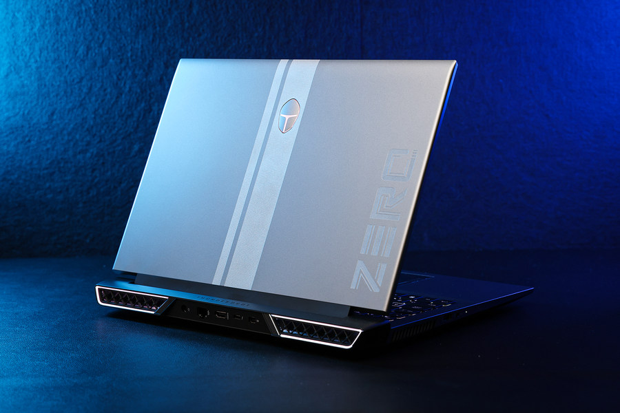 选RTX30满血版游戏本，今春力推雷神ZERO 2022
