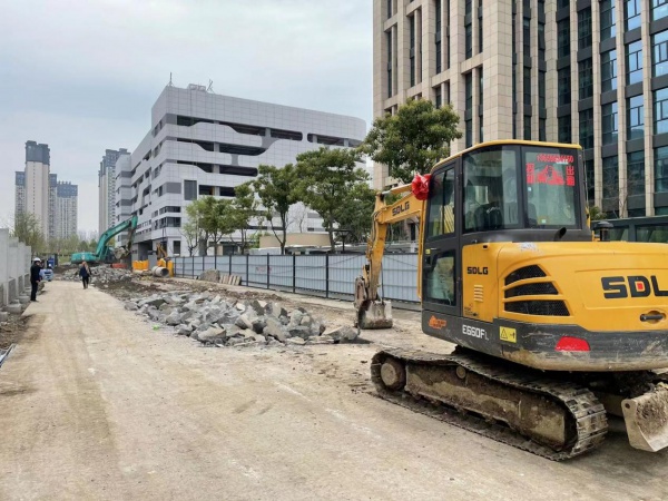 后湖片新修两条路，从这些小区去八医院方便多了
