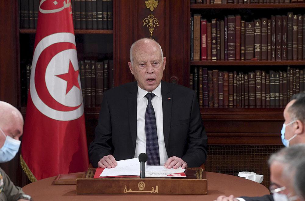 突尼斯的今天新闻(总统宣布解散议会，突尼斯政治危机加剧)