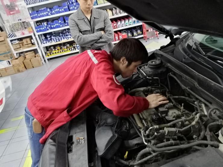 一位二胎奶爸的创业之路 度小满免息贷款助汽修店主实现迈过难关