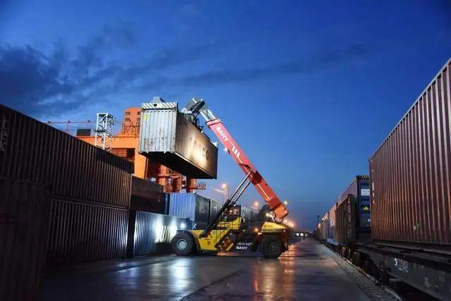 全球首笔铜精矿区块链交易落地！三家矿业巨头参与