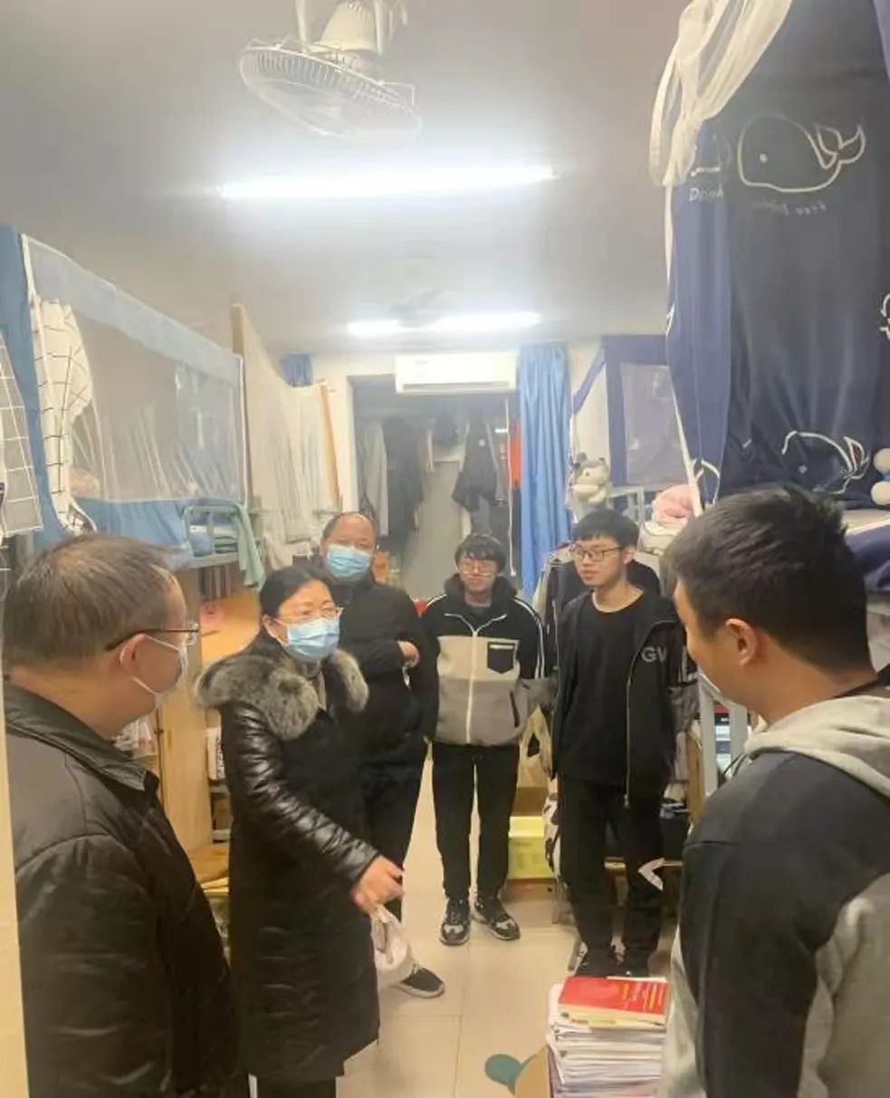 甜甜甜！实力宠学生！河南高校这波操作