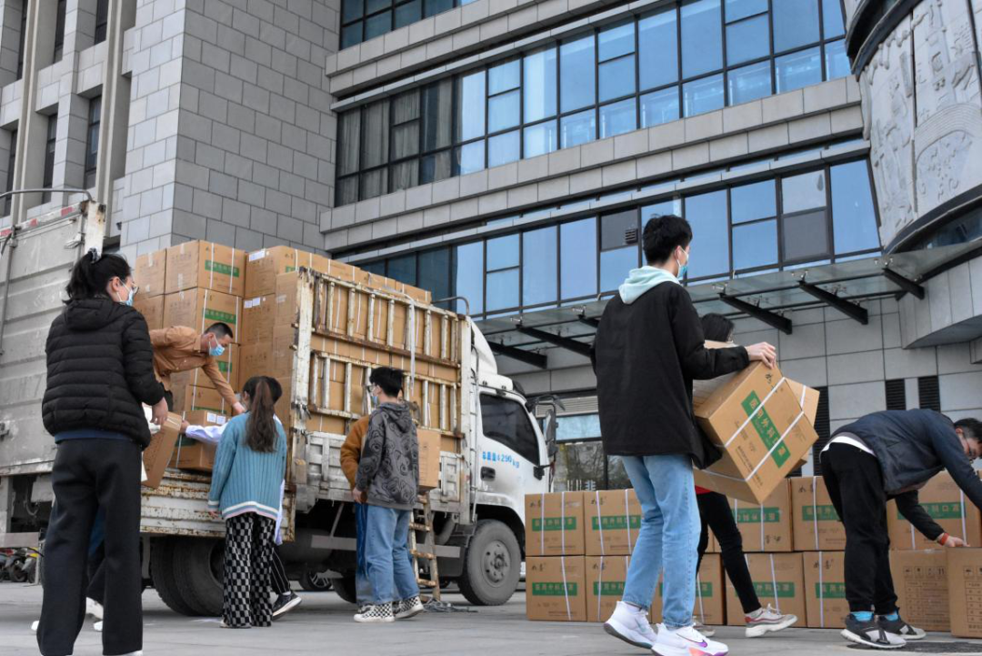 甜甜甜！实力宠学生！河南高校这波操作