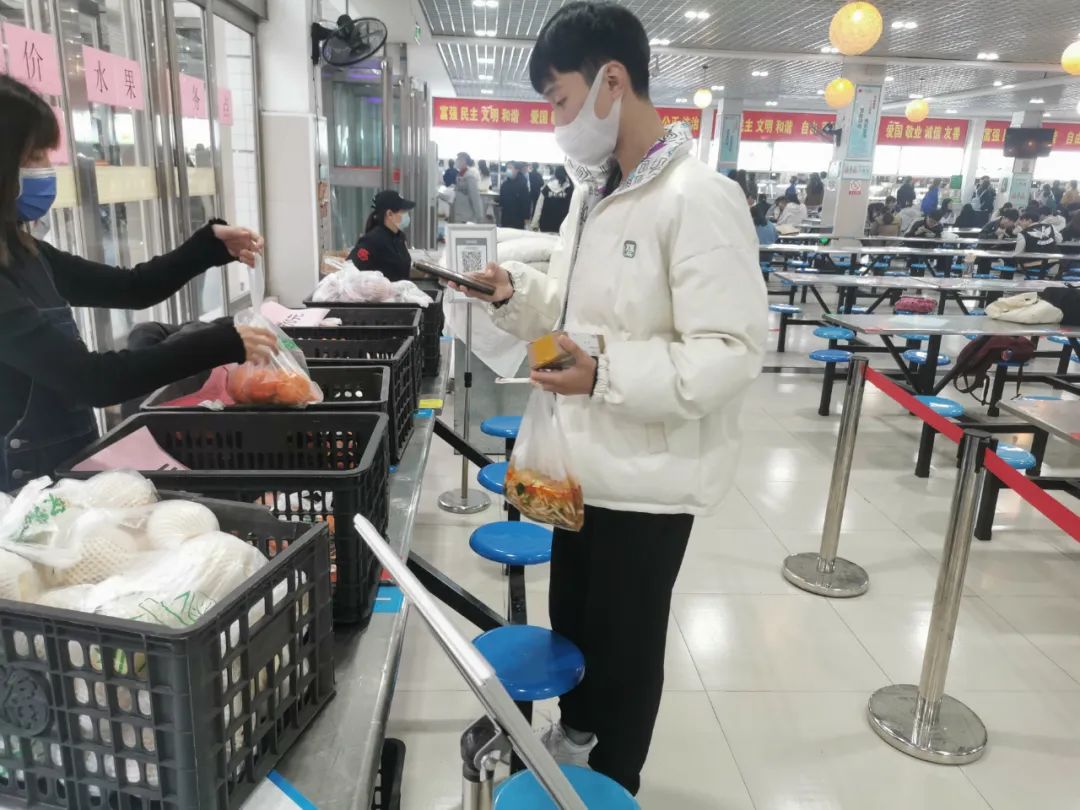 甜甜甜！实力宠学生！河南高校这波操作