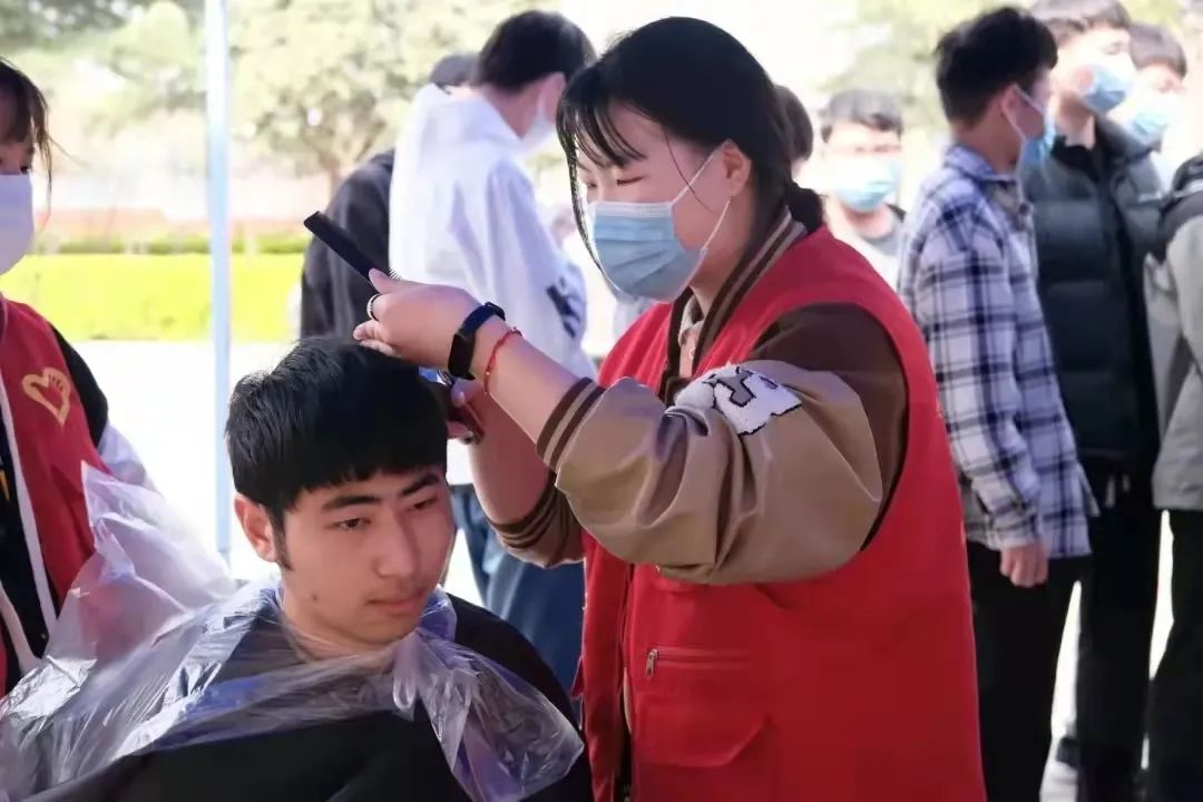 甜甜甜！实力宠学生！河南高校这波操作