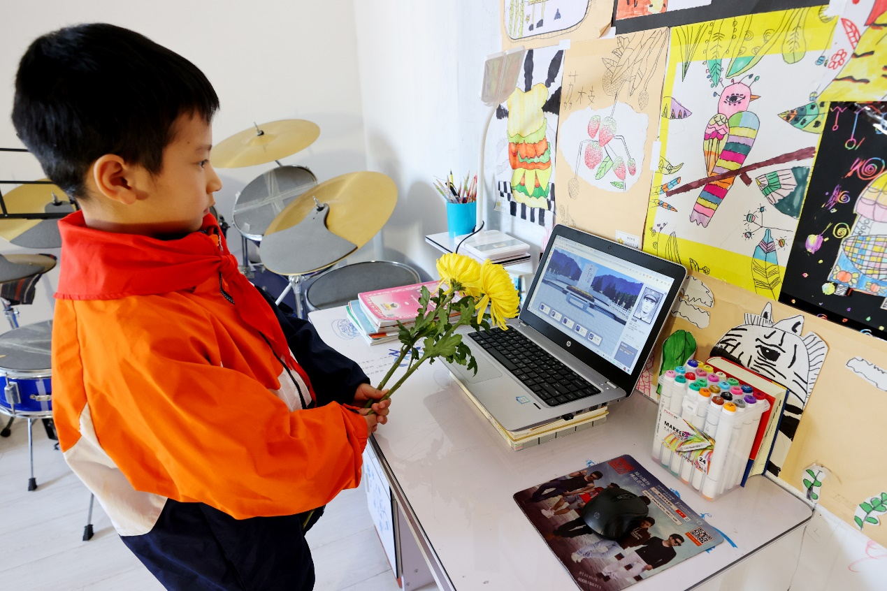 当涂县：云祭奠缅怀英烈