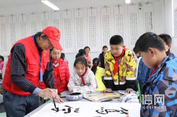 青岛西海岸新区海滨小学“双减”经验向全省推广(图2)