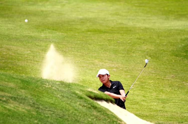 2022年东莞马拉松（第19届观澜湖高尔夫马拉松大赛开幕，91岁老翁参赛）