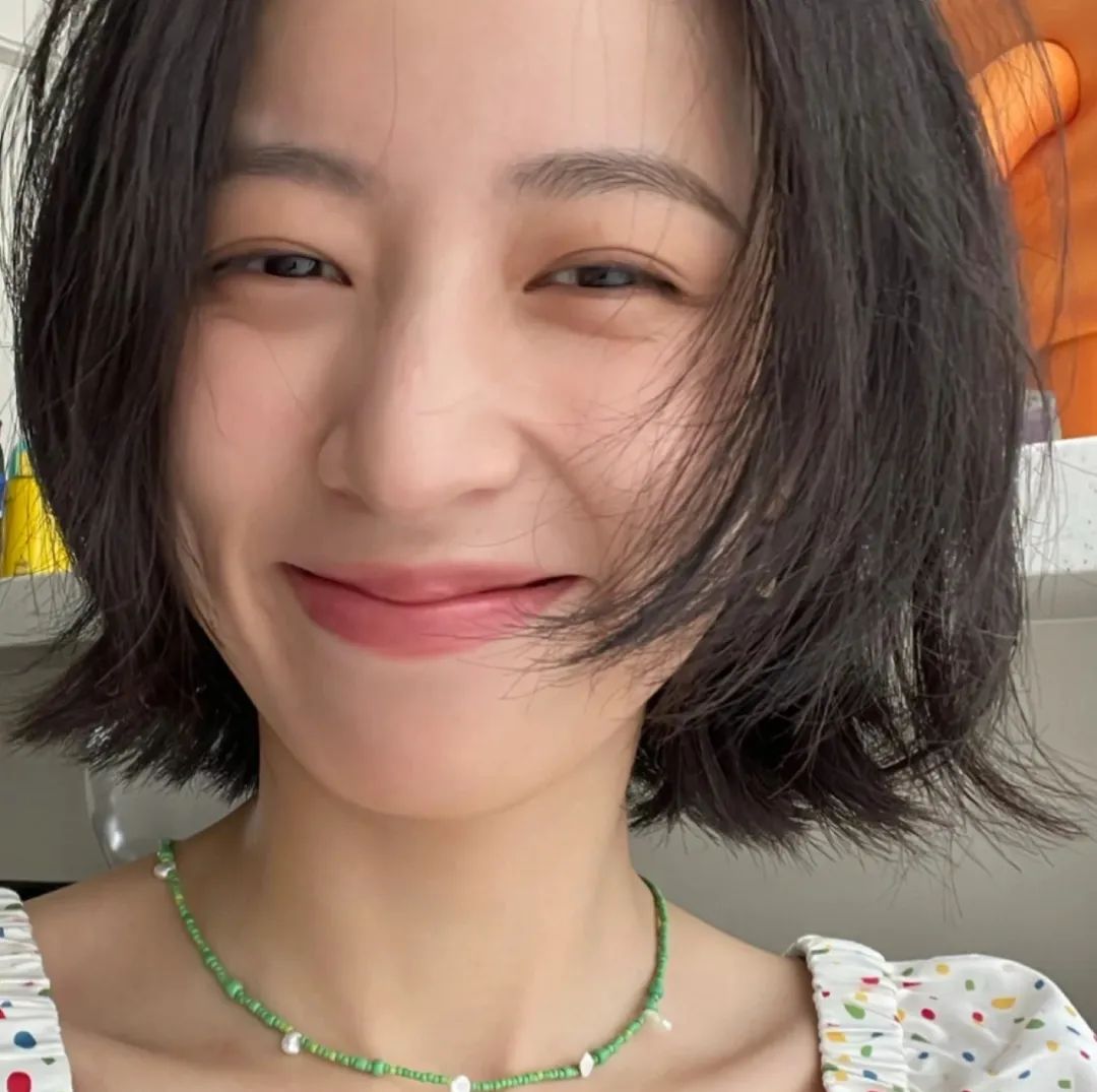 素颜涂也好看的口红需要的——充分必要条件