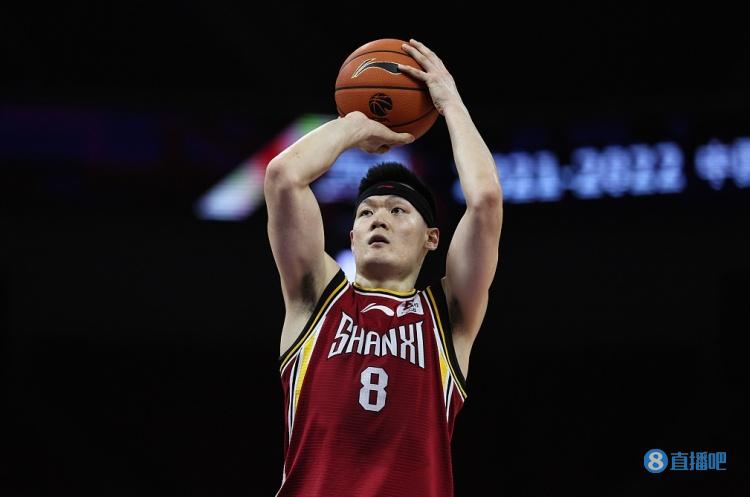 cba為什么不允許封眼防守（張寧站穩CBA的原因！霍楠：找準定位 聽從教練 善于思考與總結）