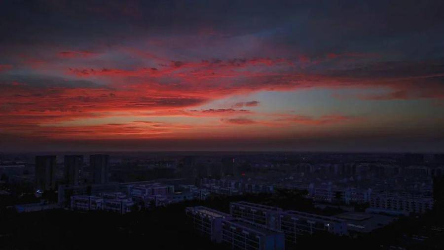 越夜越美丽！青岛科技大学的夜色美爆了