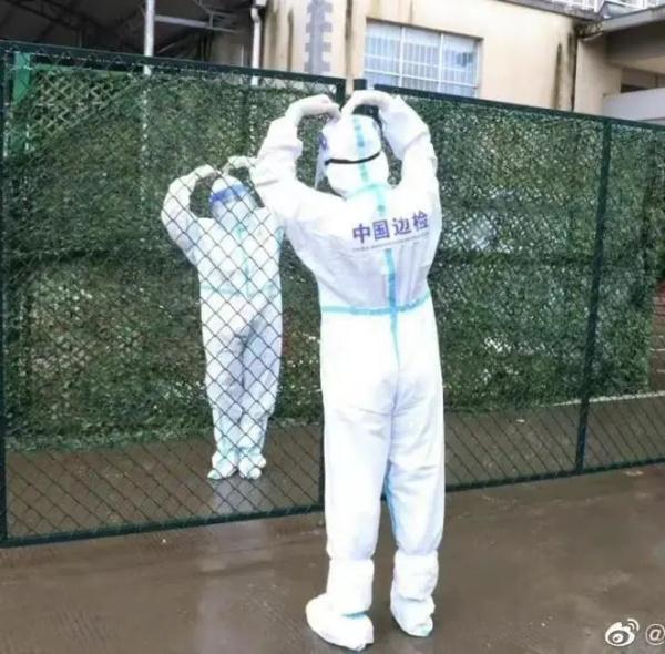 女警晕倒在抗疫一线,醒来后第一句话让人破防了