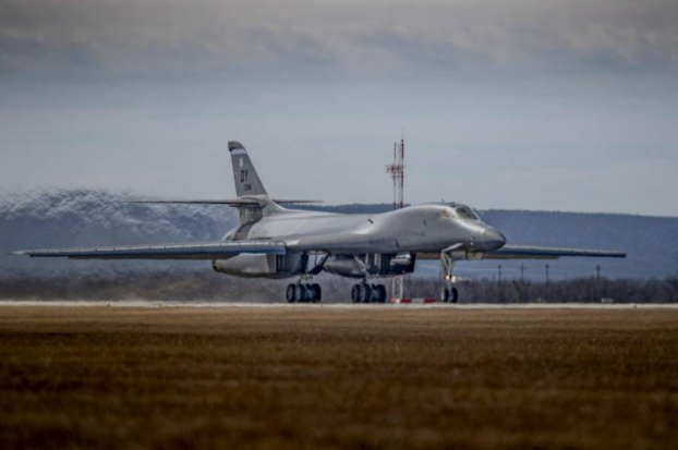 ����B-1B��ը�����������2������ ���Ʒɻ�ȼ�ջ����ع�