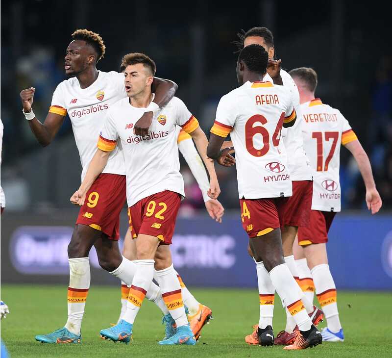 欧洲有几个足球联赛（欧洲“五大联赛”吹响决战号角）-趣拿体育