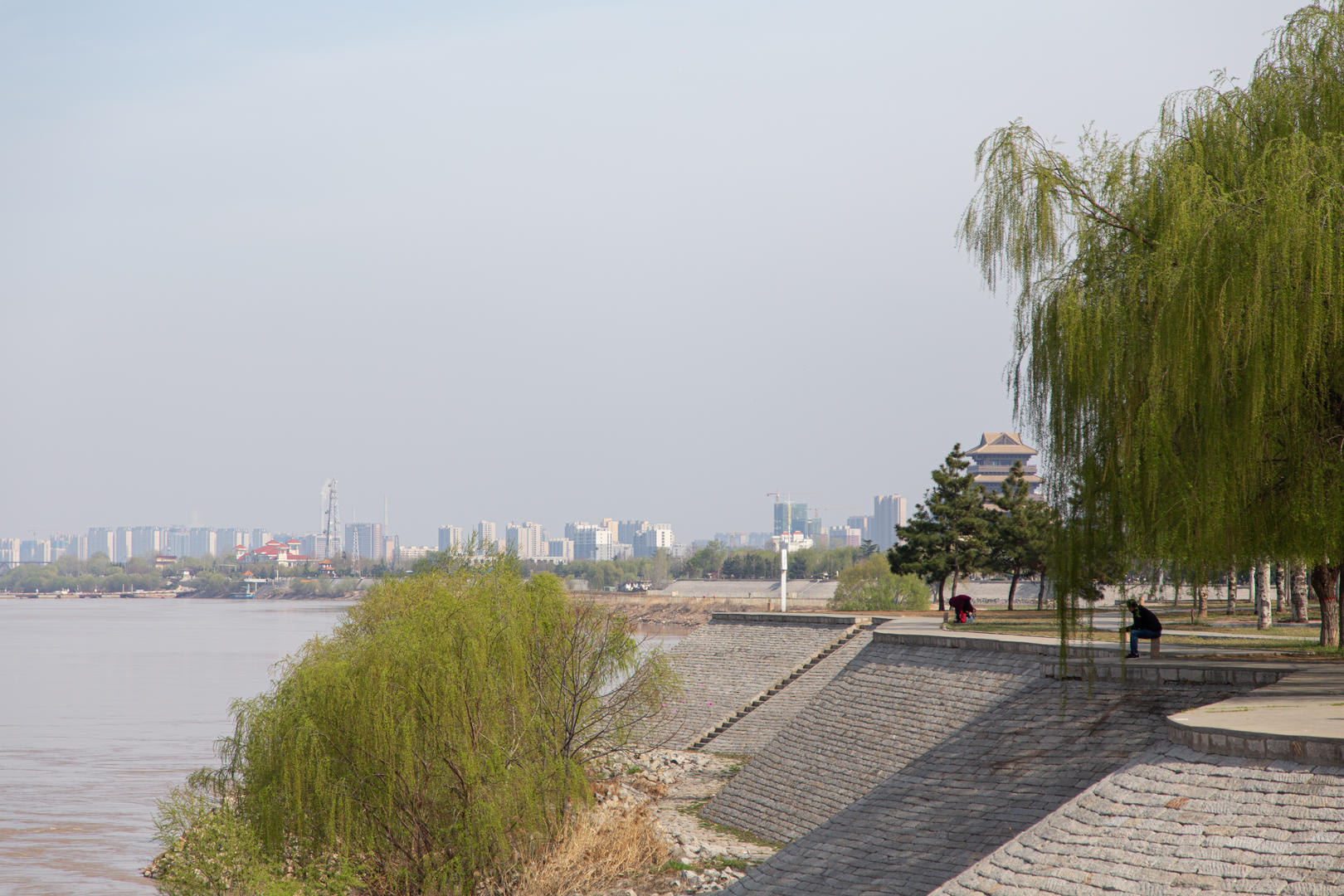 北京现本地旅游团疫情，全国多地景区限流，五一还能本地游吗？