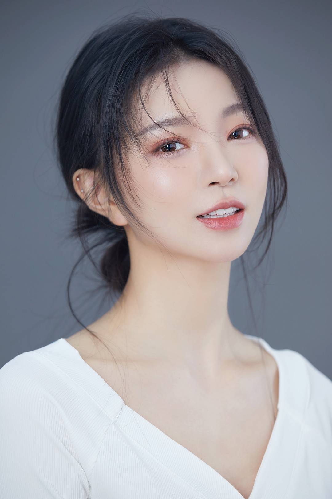 赏乐|专访《学猫叫》原唱小潘潘:从主播到歌手,成长使我越挫越勇