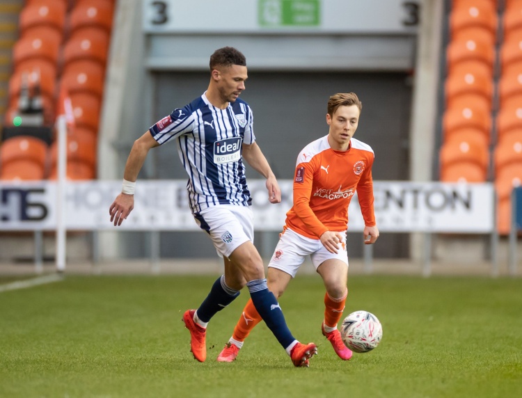 镜报：吉布斯解释了比特币支付后，英超球员可能会跟风