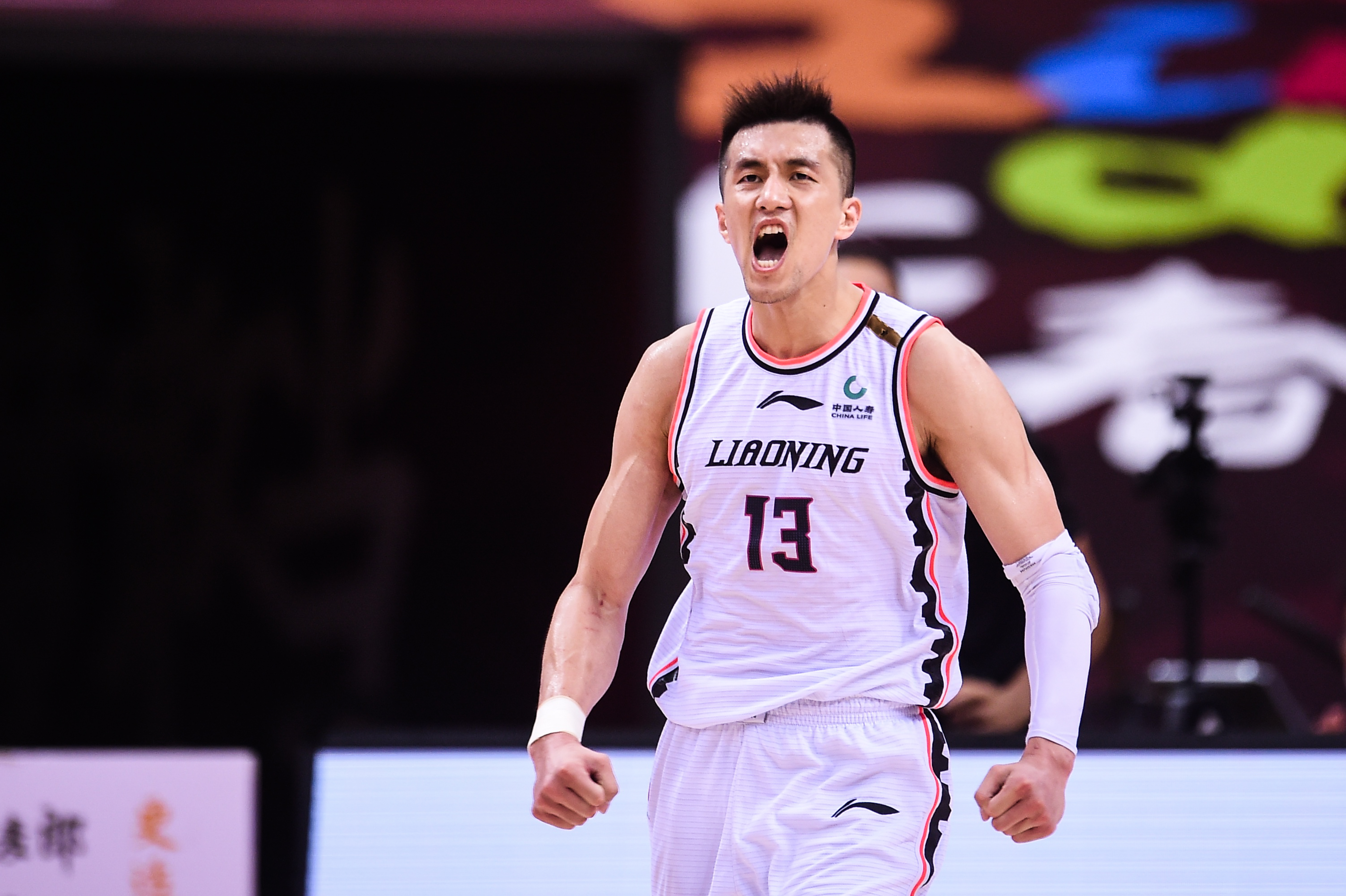 郭艾伦fmvp(错失总决赛fmvp又如何,郭艾伦再也不是委屈的大男孩)