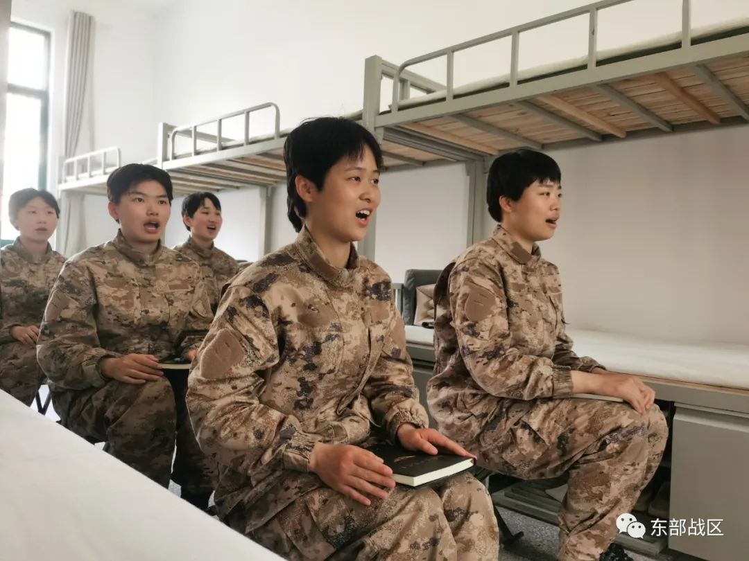 女兵一般在部队干什么训练累不累-第9张图片