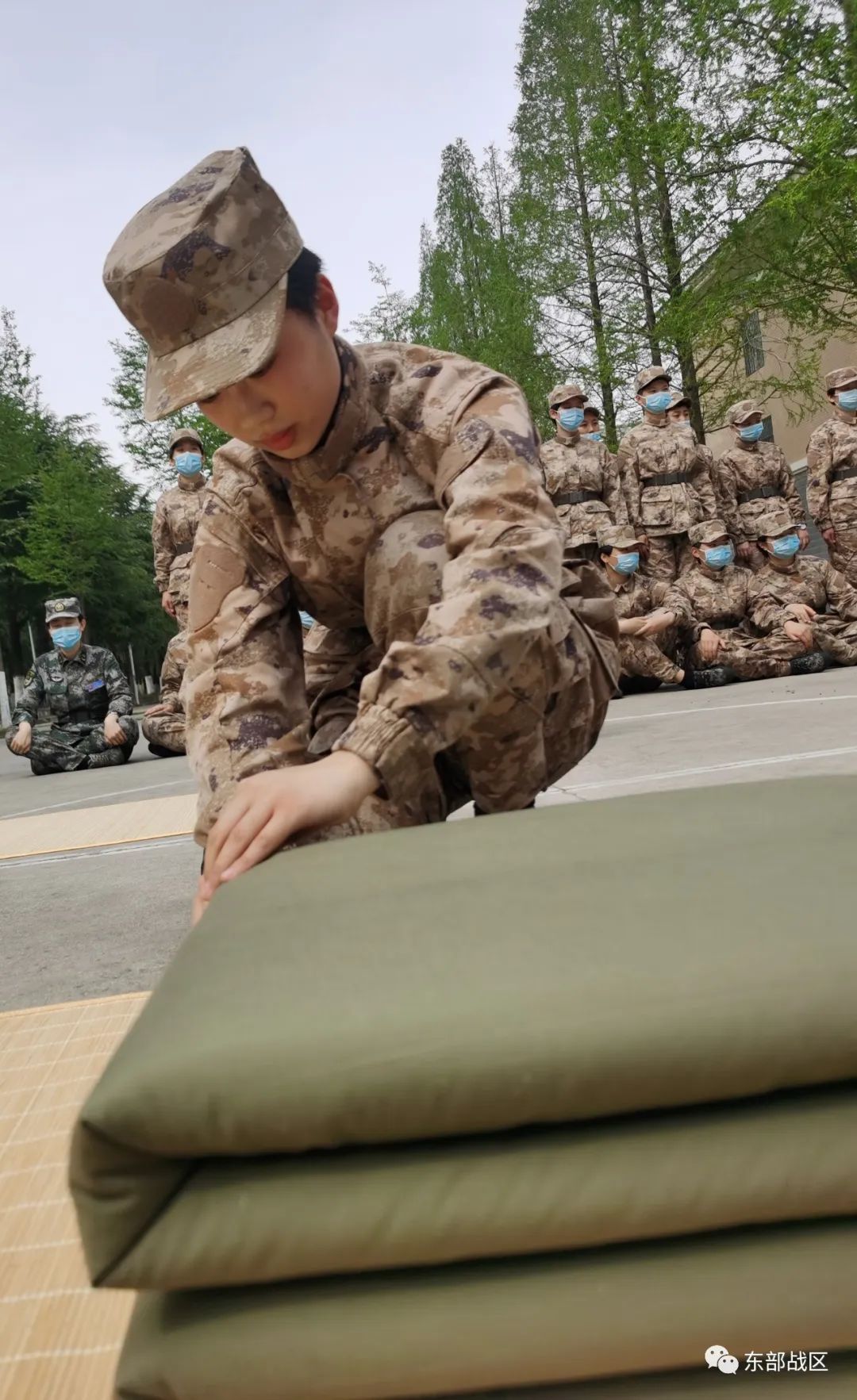 女兵一般在部队干什么训练累不累-第33张图片