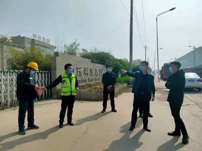【防疫先锋人物】杨丰波：“疫”线干将冲在前，党员模范显担当