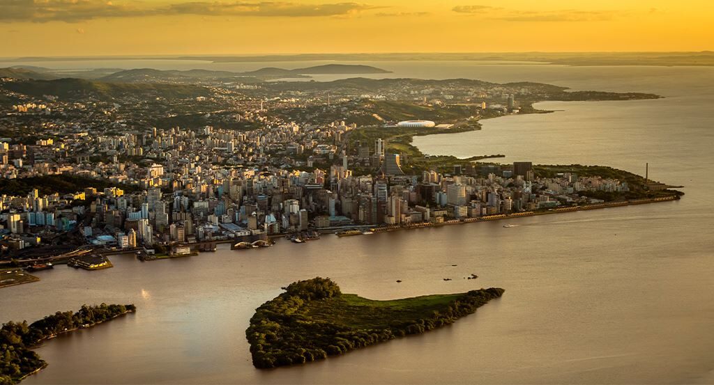 13日巴西首都揭幕(巴西：世界第三高耶稣雕像建成，计划2023年正式开放)